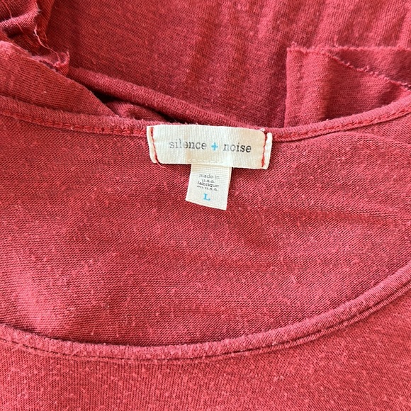 Urban Outfitters (Silence + Noise) Top - Picture 3 of 3